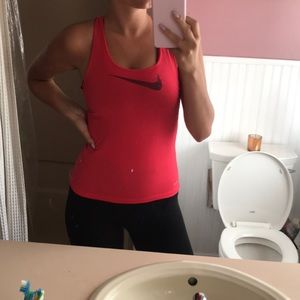 Nike workout tank